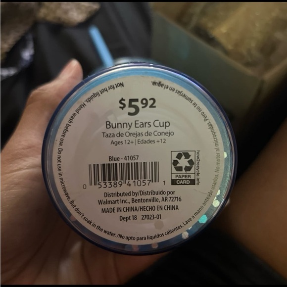 18oz Blue Bunny Plastic Cup - Picture 4 of 4